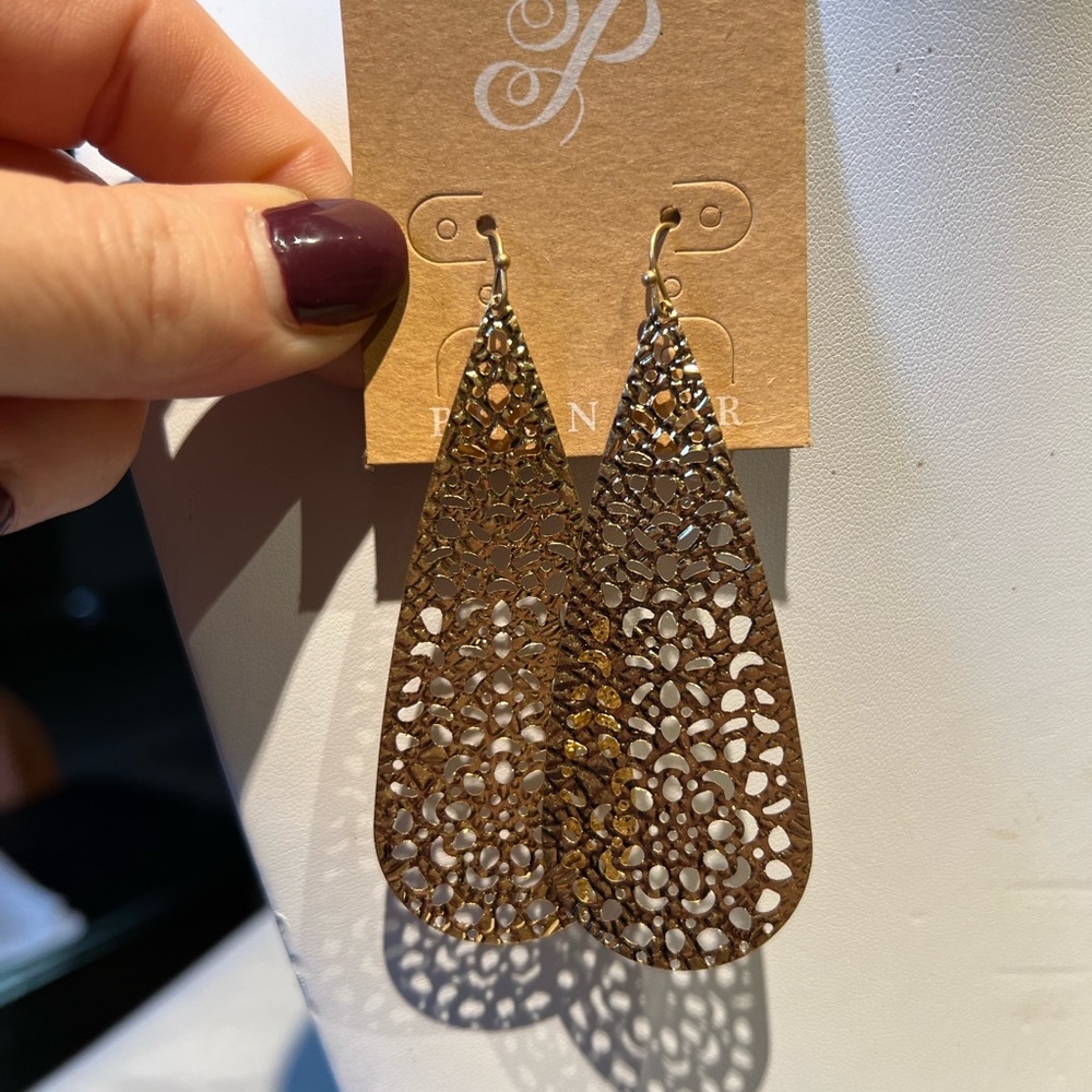 New Plunder earrings